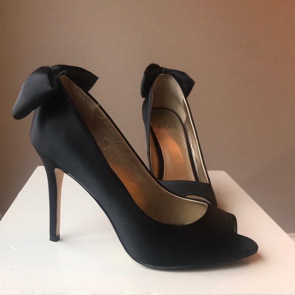 Badgley Mischka Shoes - Belle Badgley Mischka Black Peep Toe Stiletto